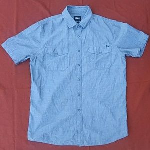 Fox head men's s/s button front shirt. Sz-M